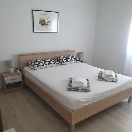 דירה Sandra זאדאר